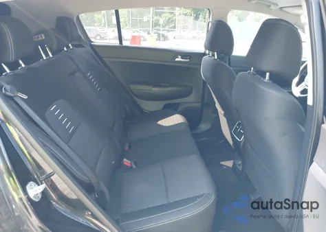 2017 Kia Sportage Lx z USA, uszkodzony, nr VIN KNDPMCAC1H7285906